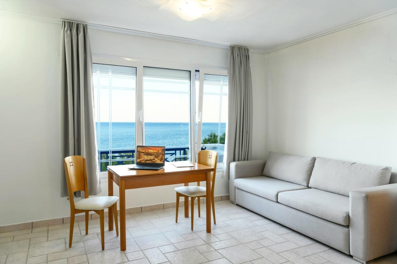 Aliki Studios Paralia Agias Foteinis Екстер'єр фото